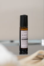 將圖片載入圖庫檢視器 保濕指緣油 10ml | 味道：玫瑰天竺葵 純天然植萃
